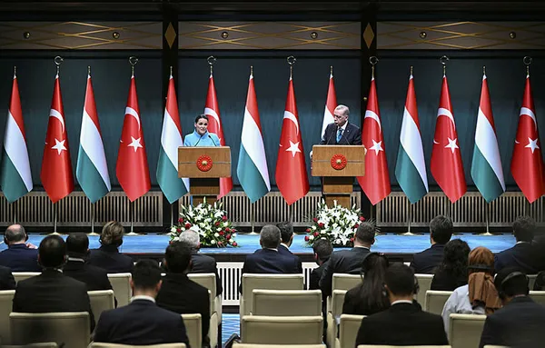 Başkan Recep Tayyip Erdoğan ile Macaristan Cumhurbaşkanı Katalin Novak’tan kritik açıklamalar