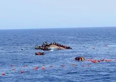 Göçmen teknesi alabora oldu! Çok sayıda ölü var
