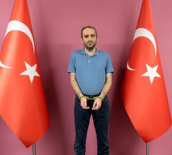 feto-elebasinin-yegeni-selahaddin-gulenin-itiraf-oyunu-ortaya-cikti-tecavuz-detayina-dikkat-1622963075683.jpg FETÖ elebaşının yeğeni Selahaddin Gülen'in itiraf oyunu ortaya çıktı! Tecavüz detayına dikkat - 4