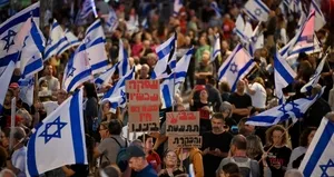 Tel Aviv sokaklarında Netanyahu’ya büyük öfke!