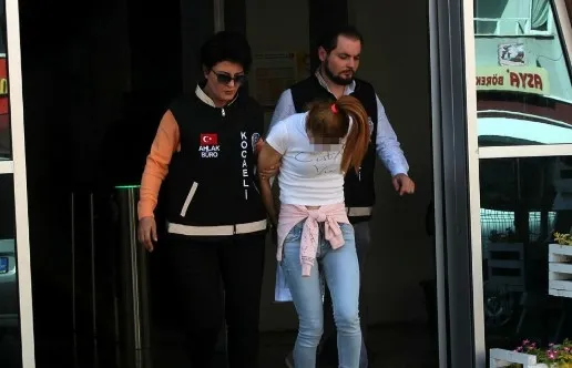 İzmit'te fuhuş operasyonu! Azeri uyruklu 2 kadın yakalandı - 1