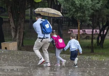 Samsun'da okullara hava koşulları sebebiyle 1 gün ara verildi