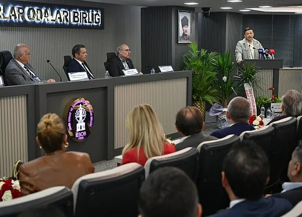 cumhur-ittifakinin-izmir-buyuksehir-belediye-baskan-adayi-hamza-dagdan-su-ve-otopark-mujdesi-yuzde-50-indiriml-1709736712043.jpeg Cumhur İttifakı'nın İzmir Büyükşehir Belediye Başkan adayı Hamza Dağ'dan su ve otopark müjdesi: Yüzde 50 indirimli olacak - 1