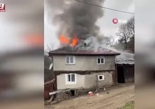 2 katlı ev alev alev yandı