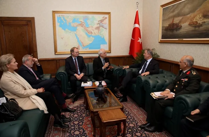 Bakan Akar, AB Komisyonu Başkan Yardımcısı Fontelles ile görüştü - 1