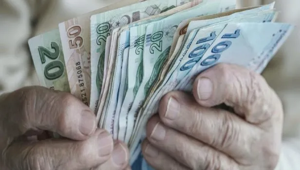 2021 Ocak ayı emekli maaş zammı! SSK-SGK-Bağkur en düşük taban emekli maaşı kaç para? Milyonlarca emekliye müjde...