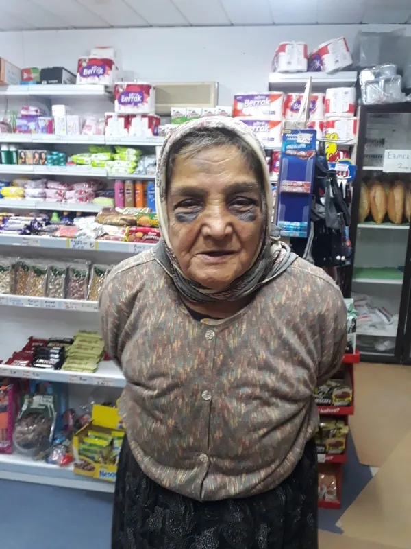 cani-koca-dehset-sacti-73-yasindaki-esini-dove-dove-bakin-ne-hale-soktu-1638277856323.jpg Cani koca dehşet saçtı! 73 yaşındaki eşini döve döve bakın ne hale soktu - 1