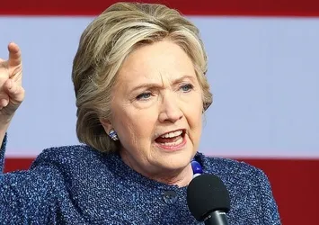 Hillary Clinton, yenilginin faturasını bakın kime kesti!