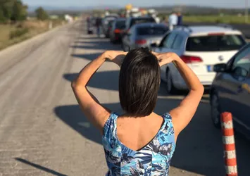 İpsala'da 5 kilometrelik tatilci kuyruğu