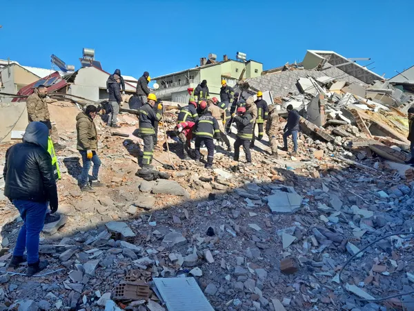 10 ile mobil şube! Deprem bölgesinde nakit sıkıntısı yaşanmayacak