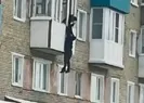 Yasak aşk baskını! Balkondan 3 kişi çıktı