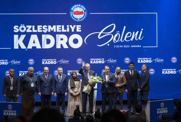 Son dakika: 500 bin sözleşmeli için kadro şöleni! Başkan Erdoğan'dan önemli mesajlar | Memur ve emekliye zam oranını açıkladı - 14