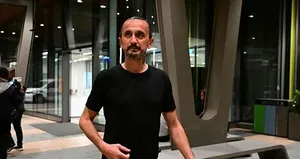 Tuncay Şanlı’dan Serhat Akın’a ziyaret!