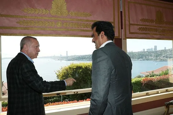 katar-emiri-sicak-karsilamadan-oturu-cumhurbaskani-erdogana-tesekkur-etti-1652476227257.jpeg Son dakika: Katar Emiri Şeyh Temim Bin Hamed Al Sani'den Başkan Erdoğan'a teşekkür - 3