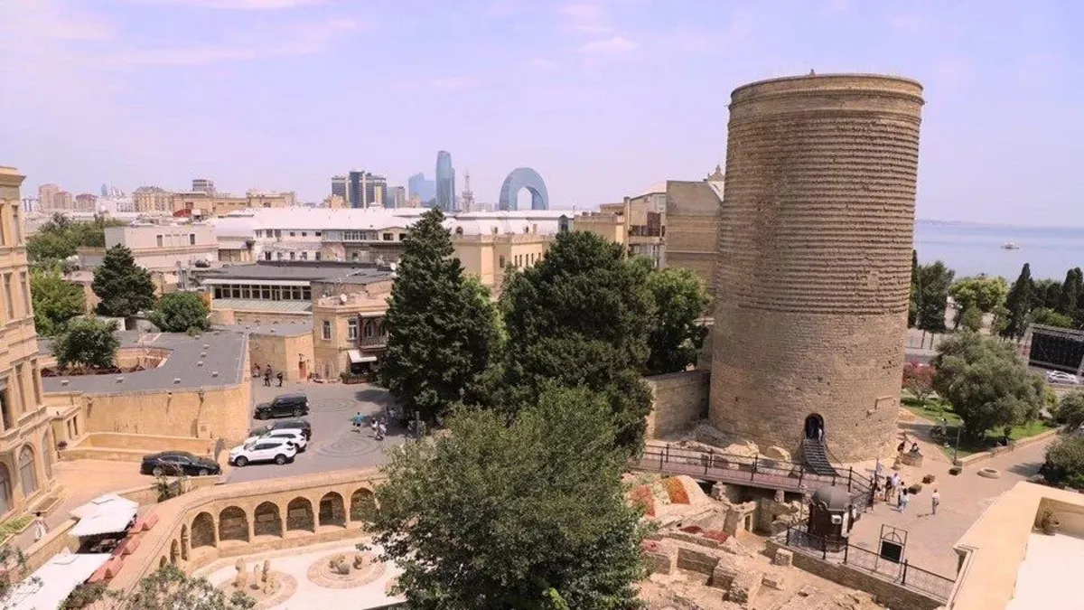 Kız Kalesi zamana meydan okuyor! Bakü'nün tarihi sembolü