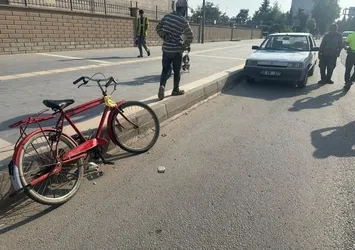 Otomobil bisikletle çarpıştı: 1 yaralı