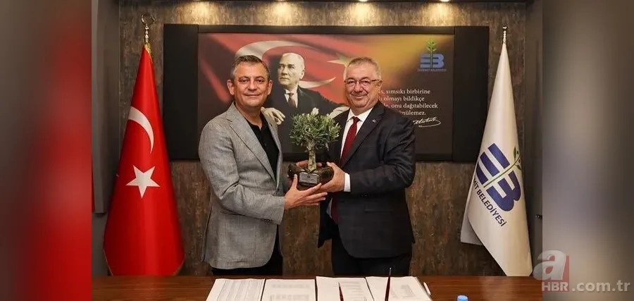 Edremit Belediye Başkanı Mehmet Ertaş'a suç duyurusu: "1 milyon 150 bin lira" rüşvet iddiası 8