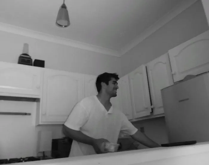 yeni-aska-yelken-acan-mert-ramazan-demirden-londra-pozlari-1752316967979.jpg Kaynak: Instagram