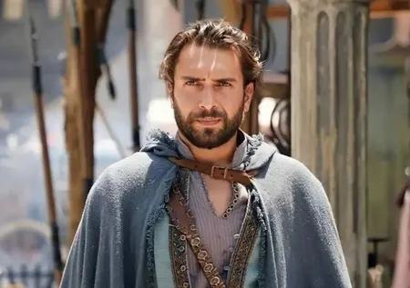 Barbaroslar’ın Hızır Reis’i Ulaş Tuna Astepe bakın nereli çıktı! Herkes Karadenizli zannediyordu...