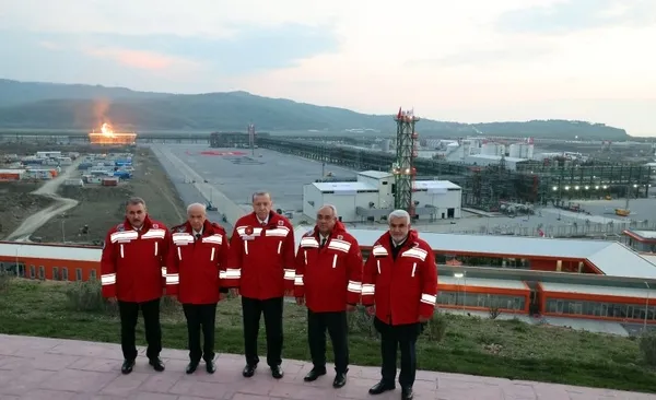 Berat Albayrak’ın hamleleri meyvelerini veriyor! Karadeniz gazından ekonomiye büyük katkı