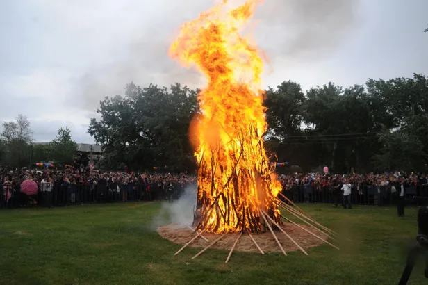 hidirellez-nedir-ne-zaman-hangi-gun-2023-hidirellez-ne-zaman-kutlanacak-islamda-var-mi-muslumanlar-kutlar-mi-r-1683176423180.jpg 2023 Hıdırellez ne zaman kutlanacak? İslam'da var mı? Hıdırellez nedir, ne zaman, hangi gün? Ritüelleri - 7