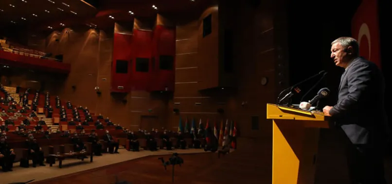 Bakan Hulusi Akar'dan virüs uyarısı: Sahte kahramanlıklar ihanete kadar gider