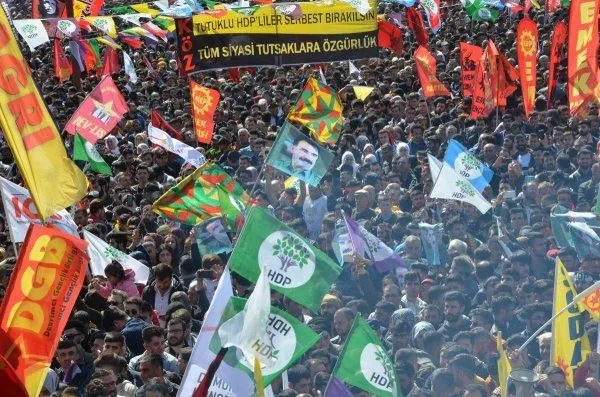 HDP Eş Genel Başkanı Pervin Buldan'dan skandal açıklama! İstanbul'dan selam gönderdi... - 1