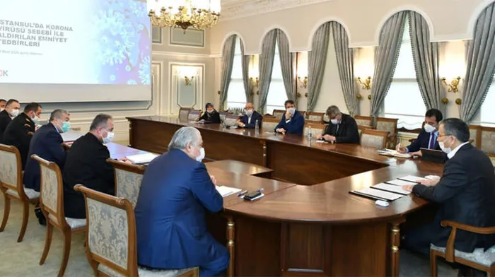 son-dakika-icisleri-bakanligindan-flas-corona-virus-aciklamasi-1585384660021.jpeg Tüm valiliklerde Pandemi Kurulları toplandı! Vali Yerlikaya bu kare duyurdu - 1