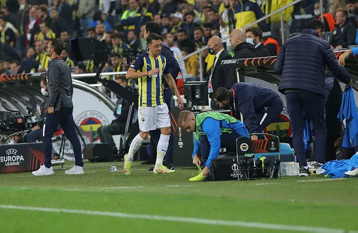 Mesut Özil! Kimseyi hedef almadım