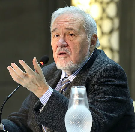 ilber-ortaylidan-nobel-elestirisi-hicbir-anlami-olmaz-1576356054113.jpg İlber Ortaylı’dan ‘Nobel’ eleştirisi: "Hiçbir anlamı olmaz” - 1