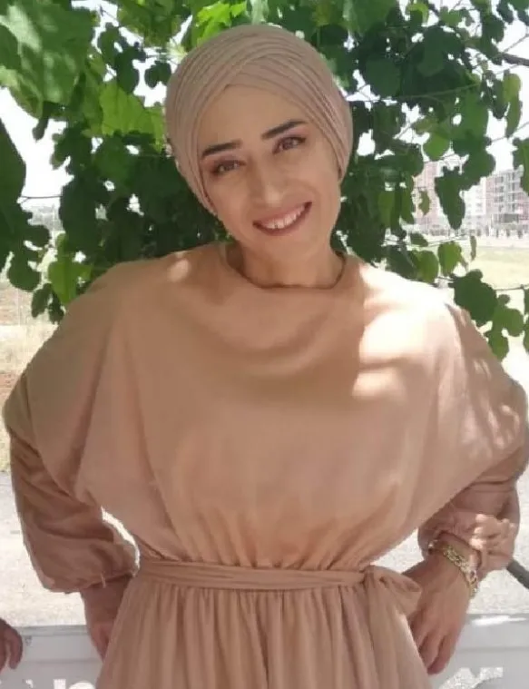 mardinde-cani-koca-dehseti-esini-49-bicak-darbesiyle-oldurmus-1663834231179.jpg Mardin’de cani koca dehşeti! Eşini 49 bıçak darbesiyle öldürmüş - 1