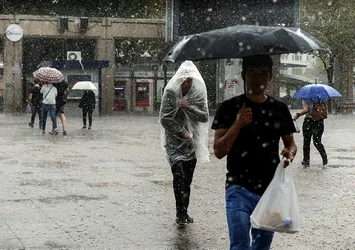 Son dakika: Meteoroloji'den kuvvetli yağış uyarısı! 18 Ağustos 2019 Pazar günü İstanbul, İzmir ve Ankara'da hava nasıl olacak?