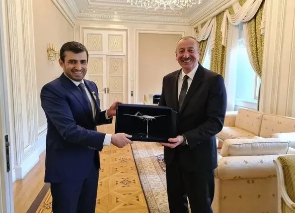 Türk SİHA’larının mucidi Selçuk Bayraktar TB3’lerin özelliklerini anlattı! İşte yeni SİHA TB3’ün hayran bırakan özelliği