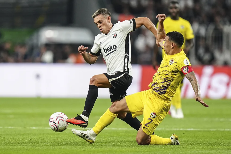 kartal-perdeyi-galibiyetle-acti-mac-sonucu-besiktas-1-0-eyupspor-1786912084799.jpg Kartal perdeyi galibiyetle açtı! Maç sonucu: Beşiktaş 1-0 Eyüpspor - 2