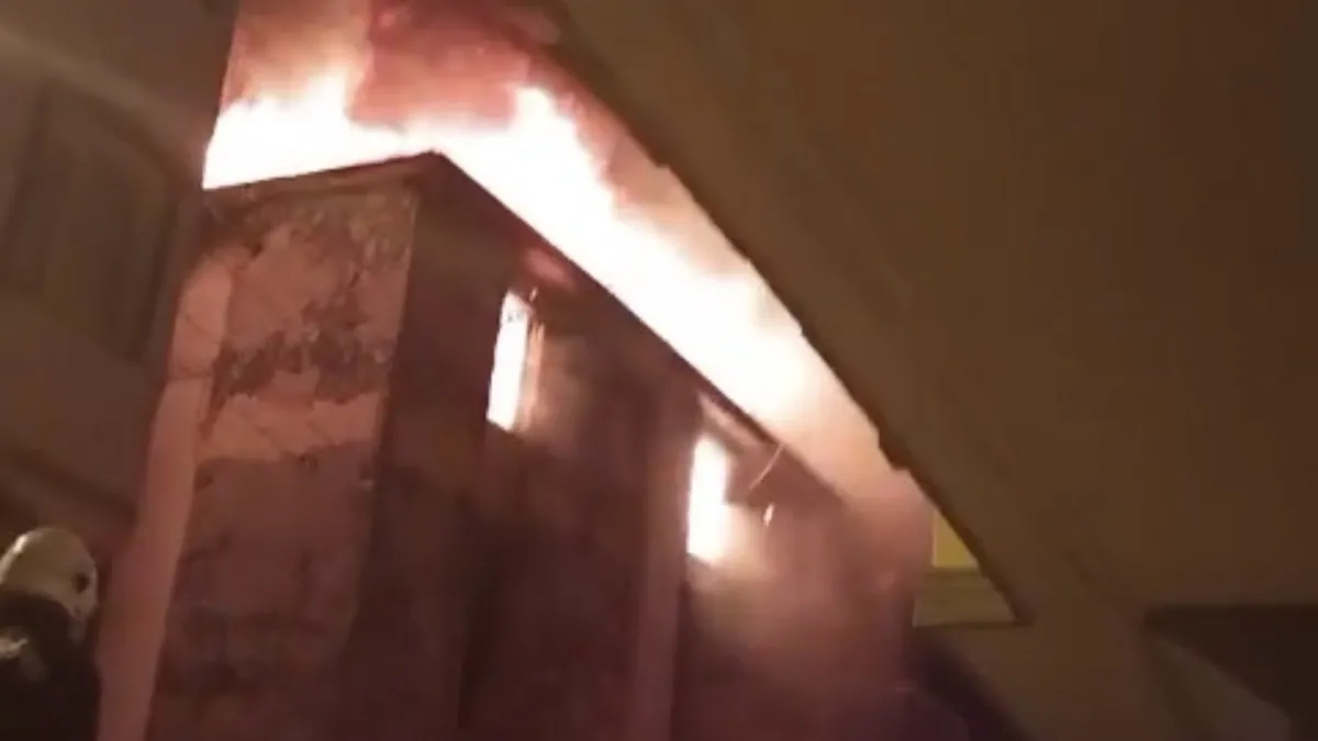 Gaziantep'te 4 katlı binada yangın paniği! Ev kullanılamaz hale geldi