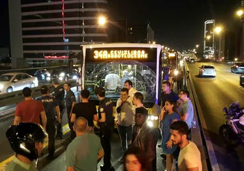 Mecidiyeköy'de metrobüs kazası