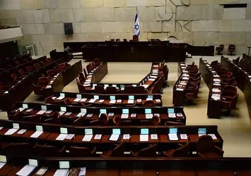 İsrail'de ezan yasası bir kez daha ertelendi