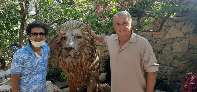 Fatih Terim evine aslan heykeli yaptırdı