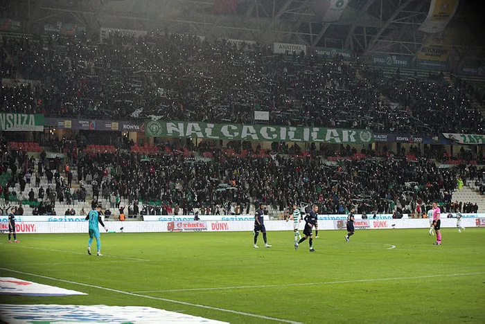 son-dakika-konyaspor-kasimpasa-4-4-mac-sonucu-ozet-1645211282603.jpg Son dakika: Konyaspor - Kasımpaşa: 4-4 (MAÇ SONUCU ÖZET) - 3