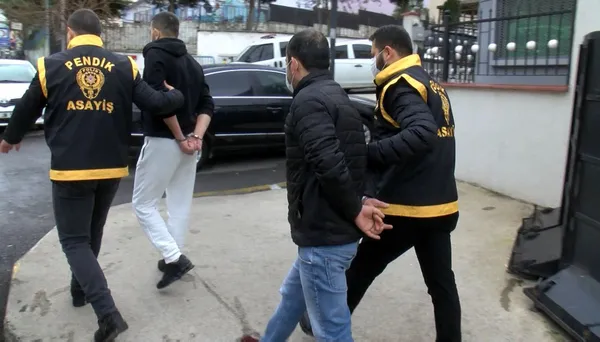 1640769147914.jpg Talihsiz gencin acı sonu! Yan baktın deyip öldürdü - 6