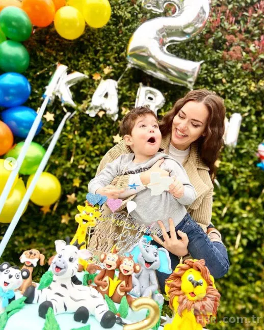 Kuruluş Osman’ın yıldızı Burak Özçivit ve Fahriye Evcen’in oğlu Karan 2 yaşına bastı! Kutlama paylaşımları olay oldu 5