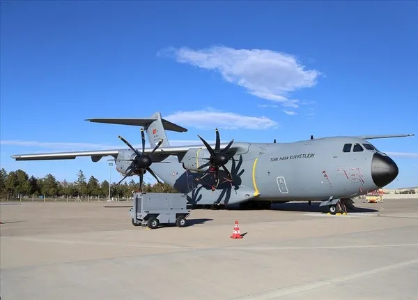 Milli Savunma Bakanı Hulusi Akar: Sudan’dan Türk vatandaşlarının tahliyesi için 5 nakliye uçağı görevlendirildi