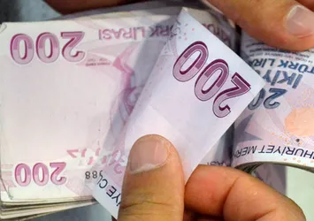 Haksız yere işten atılanlara 8 maaş tazminat...