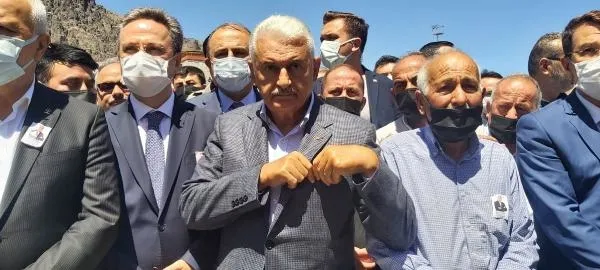 AK Parti Şebinkarahisar Belediye Başkanı Şahin Yılancı’ya son veda: Gözyaşları sel oldu! Başkan Erdoğan’a yazdığı mektubu Binali Yıldırım okudu