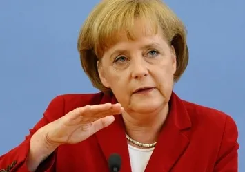 Merkel'den Steinmeier'e kutlama