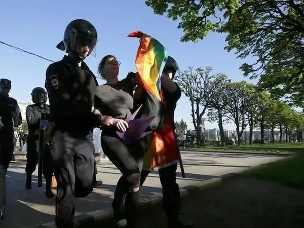 son-dakika-rusyada-lgbt-faaliyetleri-yasaklandi-1701368266519.jpeg Son dakika: Rusya'da LGBT faaliyetleri yasaklandı - 2