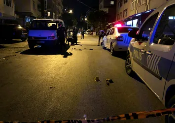 İstanbul'da gece yarısı silahlı çatışma: 1 yaralı