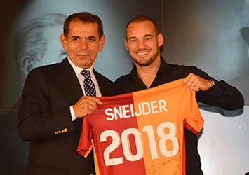 Galatasaray'da Wesley Sneijder'e para cezası!