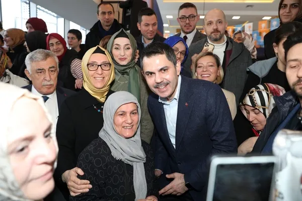 1706352289249.jpg Cumhur İttifakı'nın İBB Başkan Adayı Murat Kurum seçim çalışmalarını sürdürüyor: Bizi takdir edecek millettir - 2