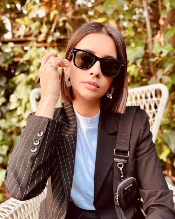 black-friday-basladi-alisveris-cilginligi-en-cok-fenomenlerin-ekmegine-yag-surdu-bir-gunde-ceplerine-giren-par-1669365514424.jpg Black Friday başladı! Alışveriş çılgınlığı en çok fenomenlerin ekmeğine yağ sürdü! Bir günde ceplerine giren parayı duyunca kulaklarınıza inanamayacaksınız